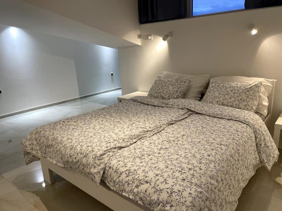 Apartamento Lux House Olga Ruma Habitación foto
