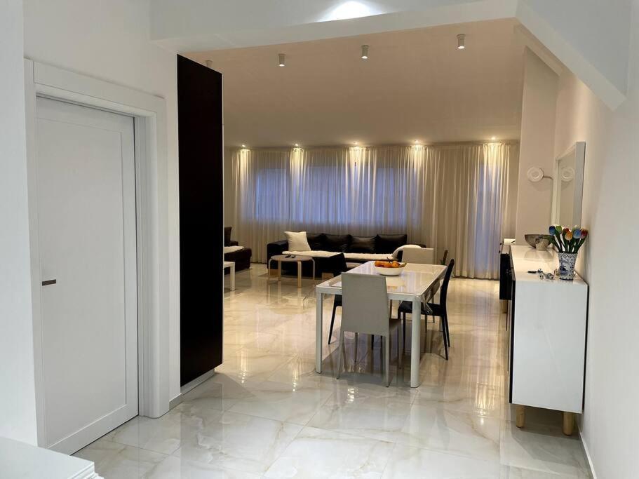 Apartamento Lux House Olga Ruma Habitación foto