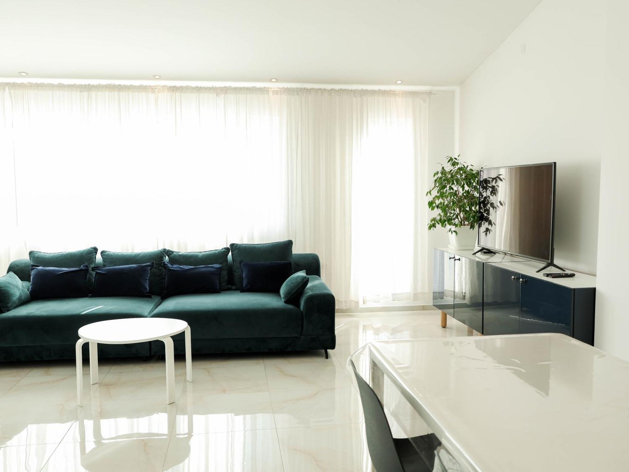 Apartamento Lux House Olga Ruma Exterior foto