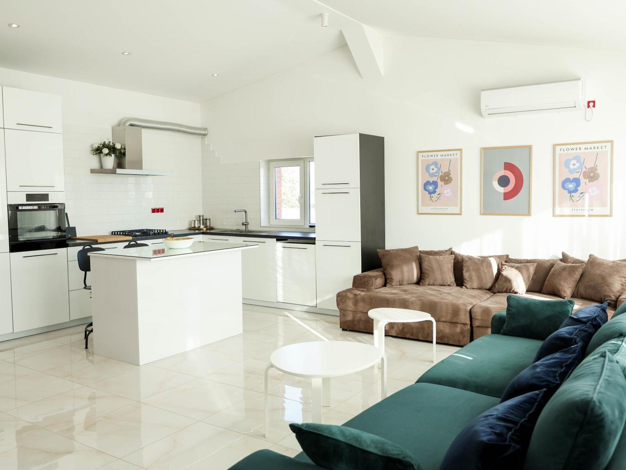 Apartamento Lux House Olga Ruma Exterior foto